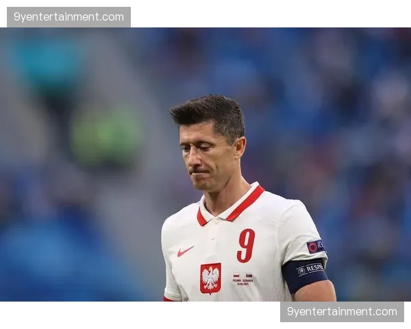 波兰莱万独木难支，瑞典伊萨克伤愈归队成X因素